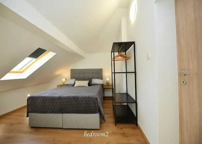 Apartment Sanja Kolovare *